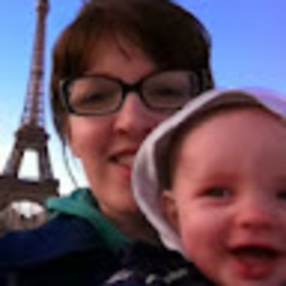 Meet your Posher, Julia - Picture 1 of 1